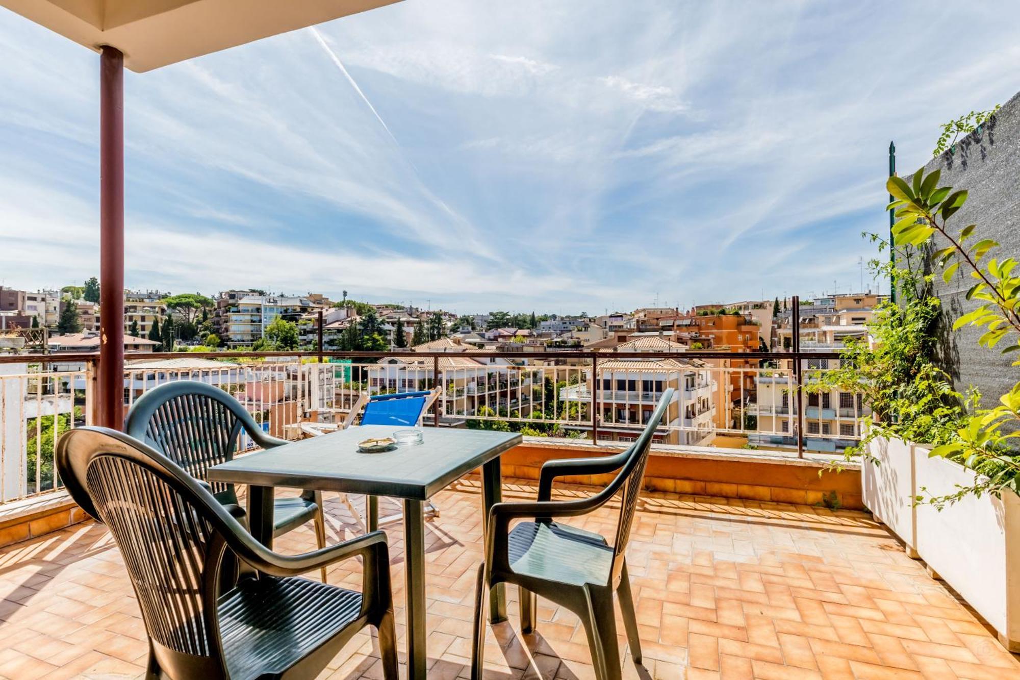 Ferienwohnung L'Attico Con Terrazza In Corso Francia Rom Exterior foto