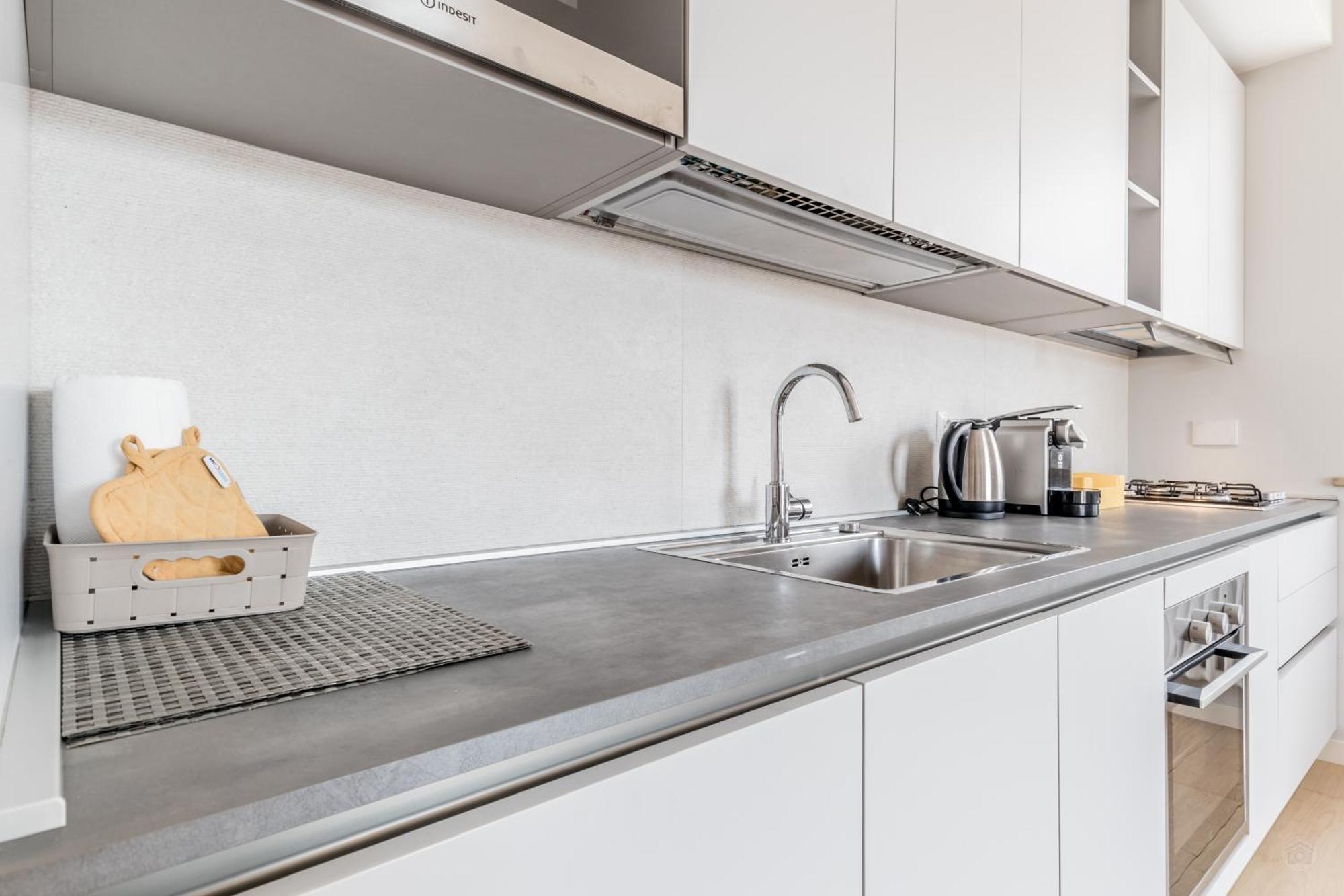 Ferienwohnung L'Attico Con Terrazza In Corso Francia Rom Exterior foto
